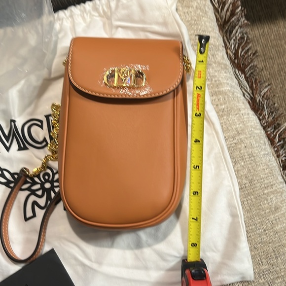 💜MCM LEATHER SHOULDER BAG💜 - Picture 2 of 11